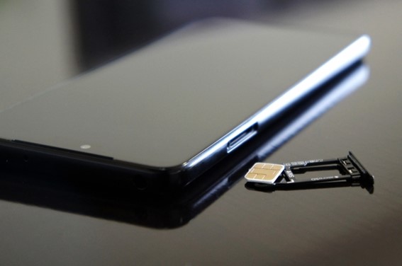 2025年】SIMフリースマホってどんな仕組み？人気のスマホ機種を