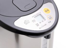 電気ポットと電気ケトルはどちらを選ぶべき？それぞれの特徴と