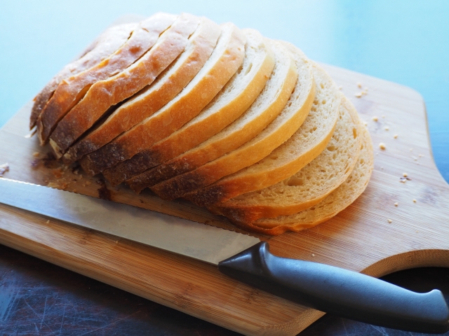 パナソニック　ホームベーカリー　2斤　 2025年製 Amazon.co.jp: パナソニック ホームベーカリー パン焼き器 2斤 40