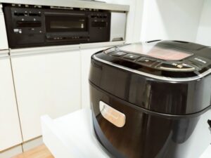 掃除機まだ買って3ヶ月たってません！炊飯器10年式です！ポット買ってまだ2ヶ月 掃除機まだ買って3ヶ月たってません！炊飯器10年式です！