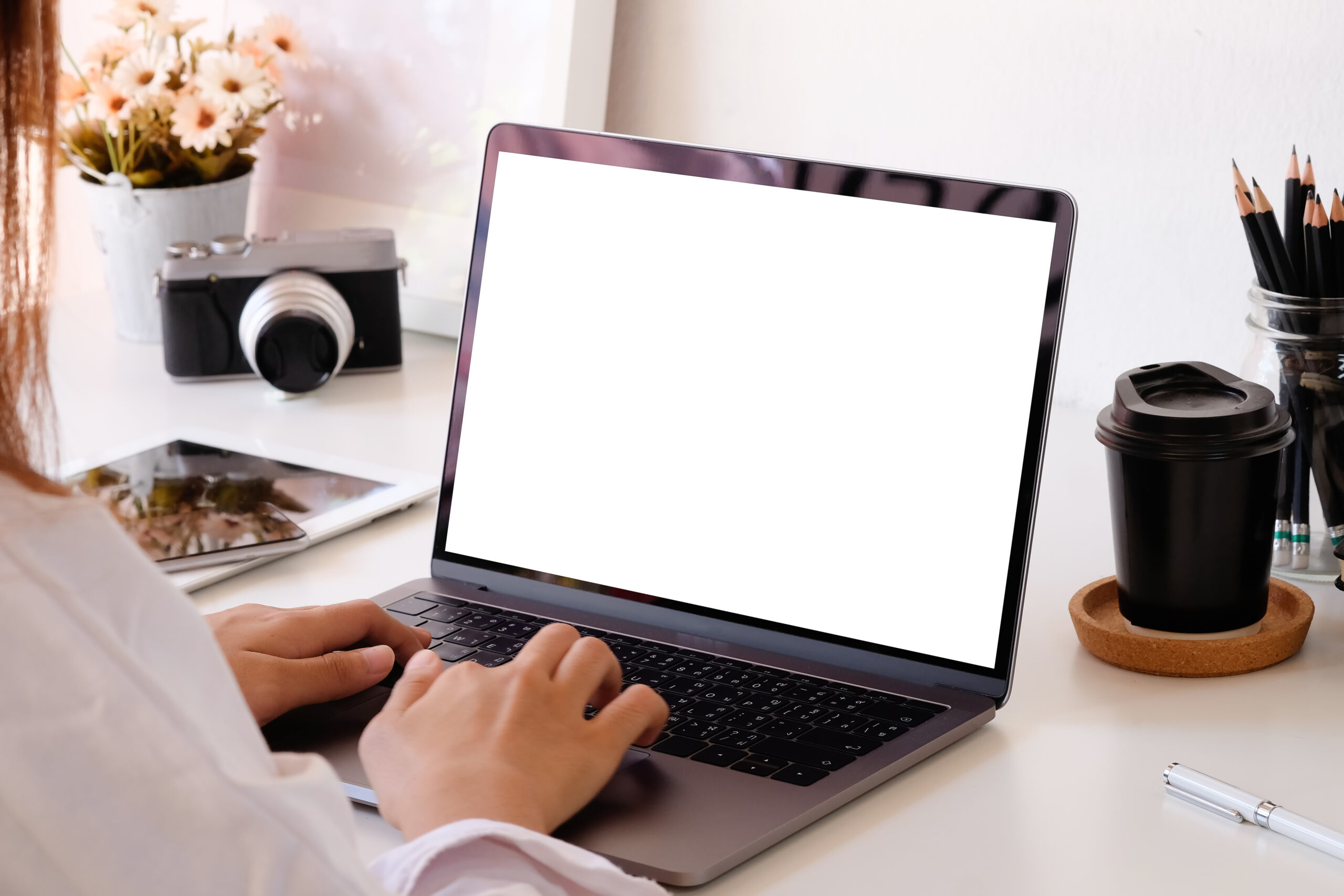 F. メモリ6G i3 細かっ 大容量1TB✨お子さま成長記録におすすめノート 