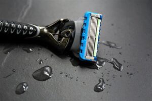 KAMIKA・B.ris使い比べしたい方に‼️ シック | Schick HYDROおすすめシェービングセット15秒診断