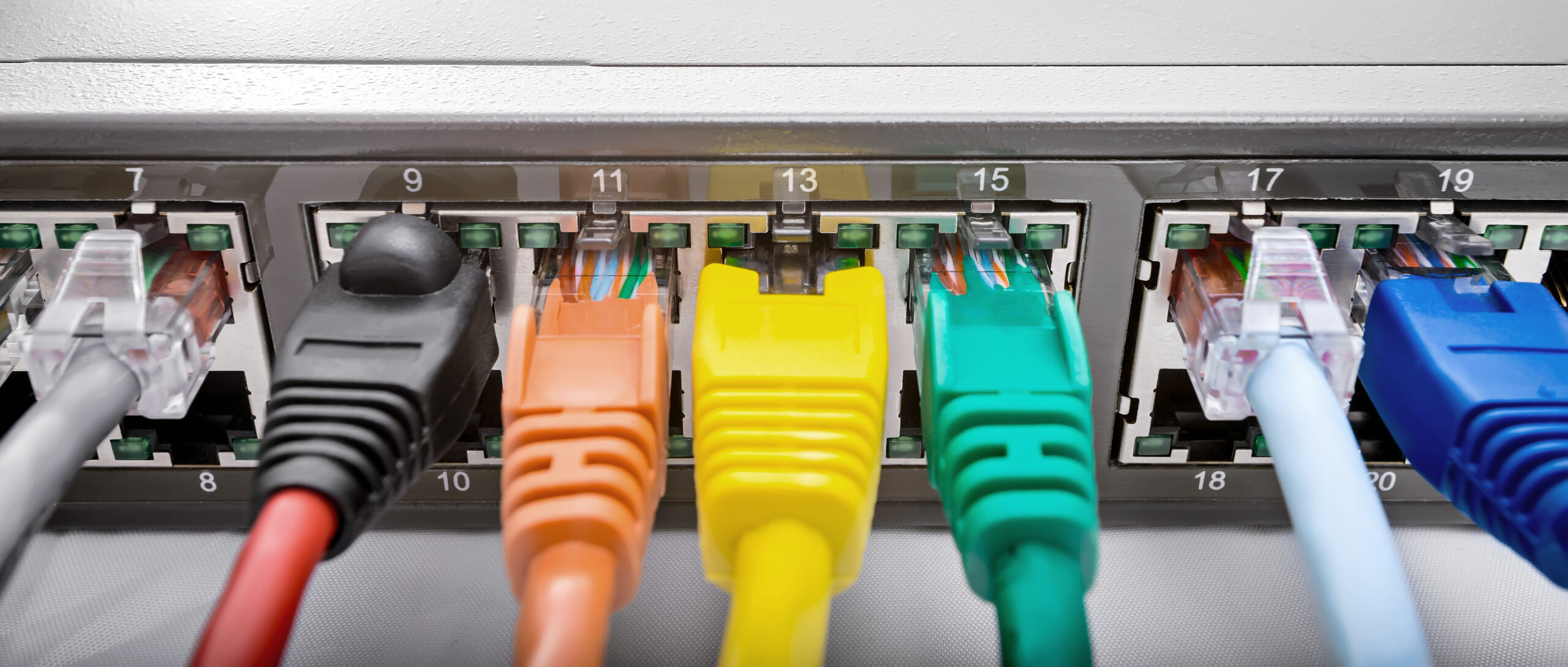 2025年】スイッチングハブのおすすめ18選！複数の有線機器を安定