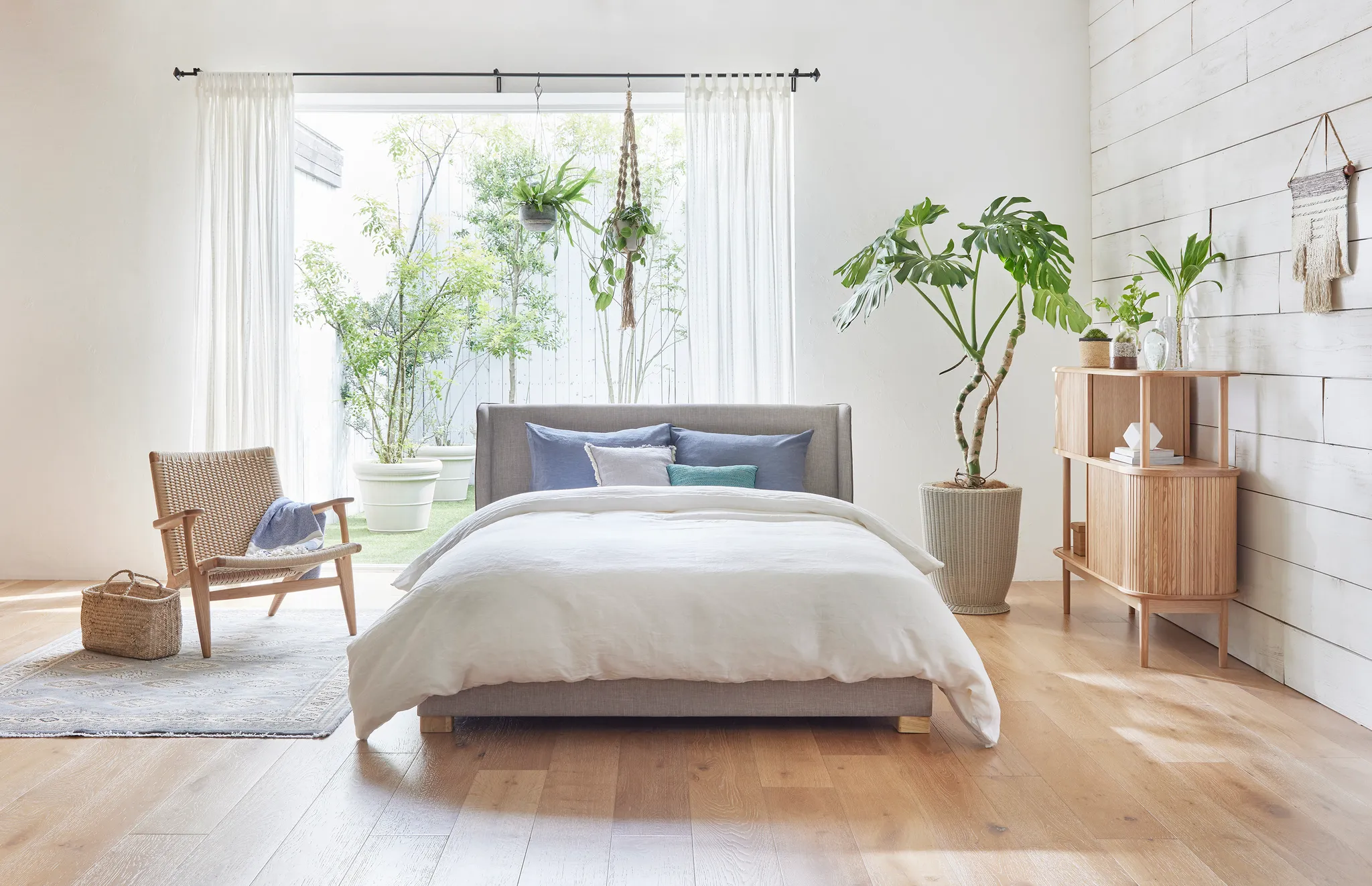 超リアルなフェイクグリーンおすすめ8選！本物のような質感で空間に自然をプラス