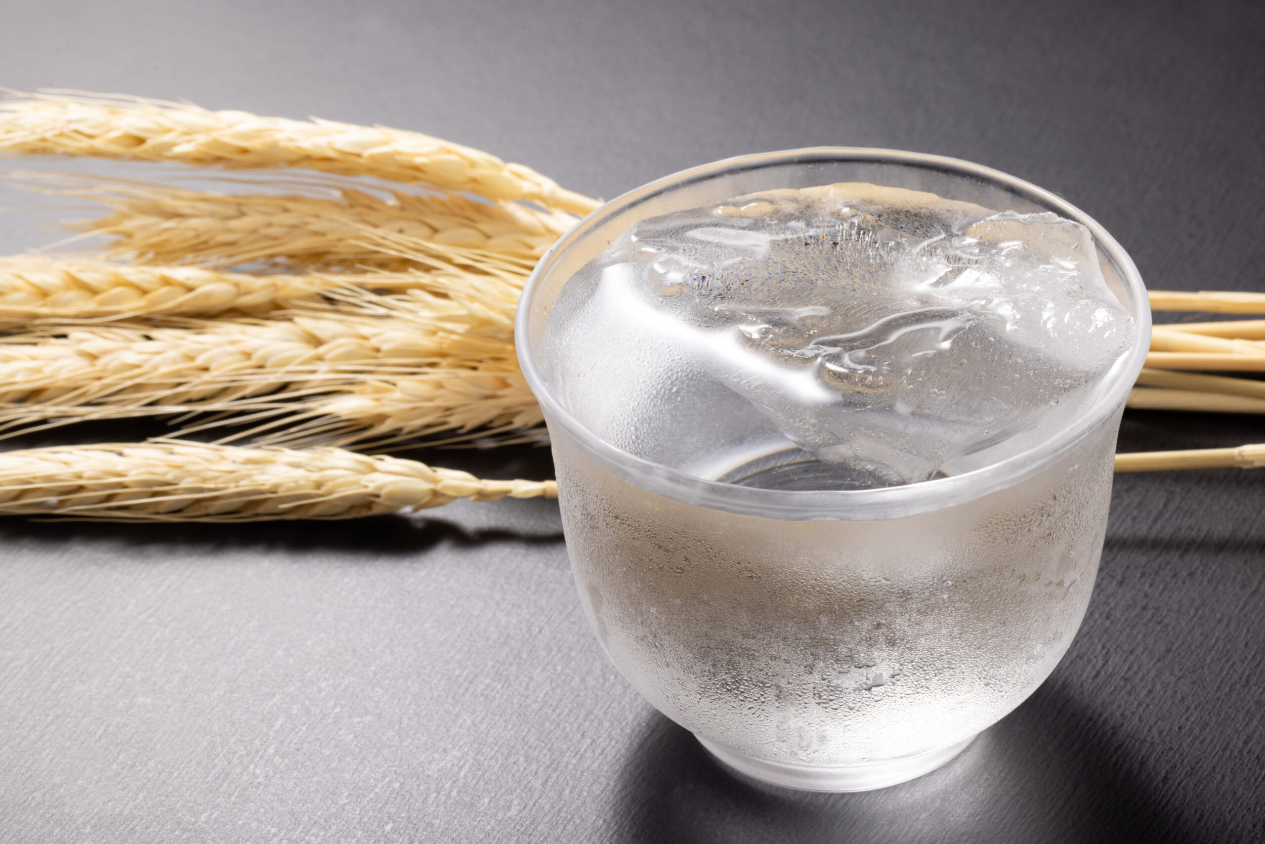 2025年】麦焼酎のおすすめ16選！すっきり飲みやすく料理とも相性良し