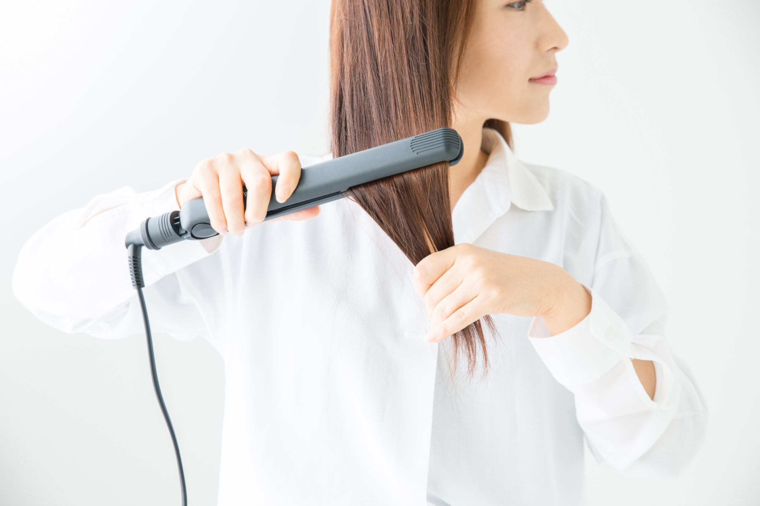 ヘアアイロンでやけどしたら？応急処置と早く治すためのポイント