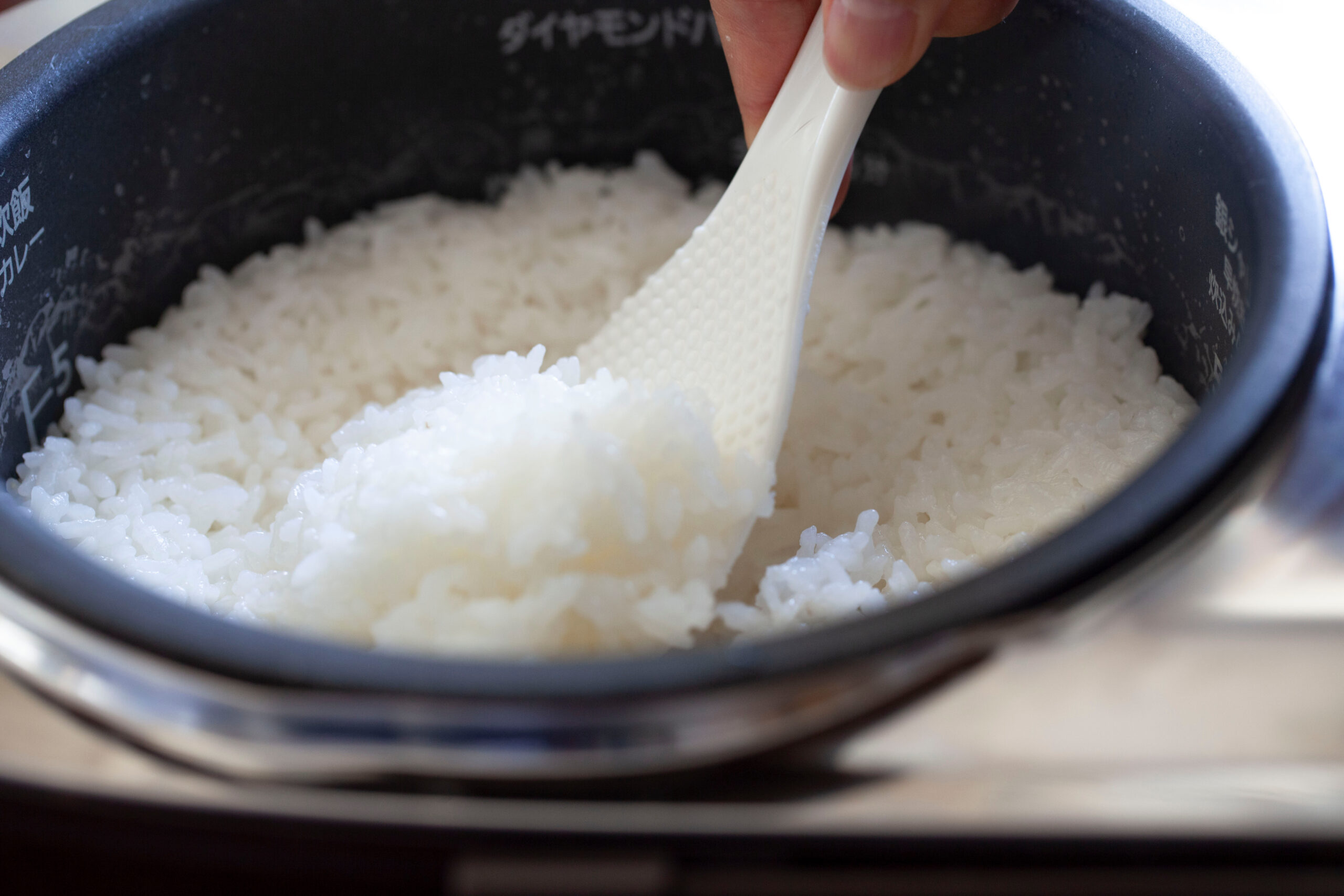 美味しいご飯の炊き方とは？お米の計量から洗米、炊き上げまでのコツ