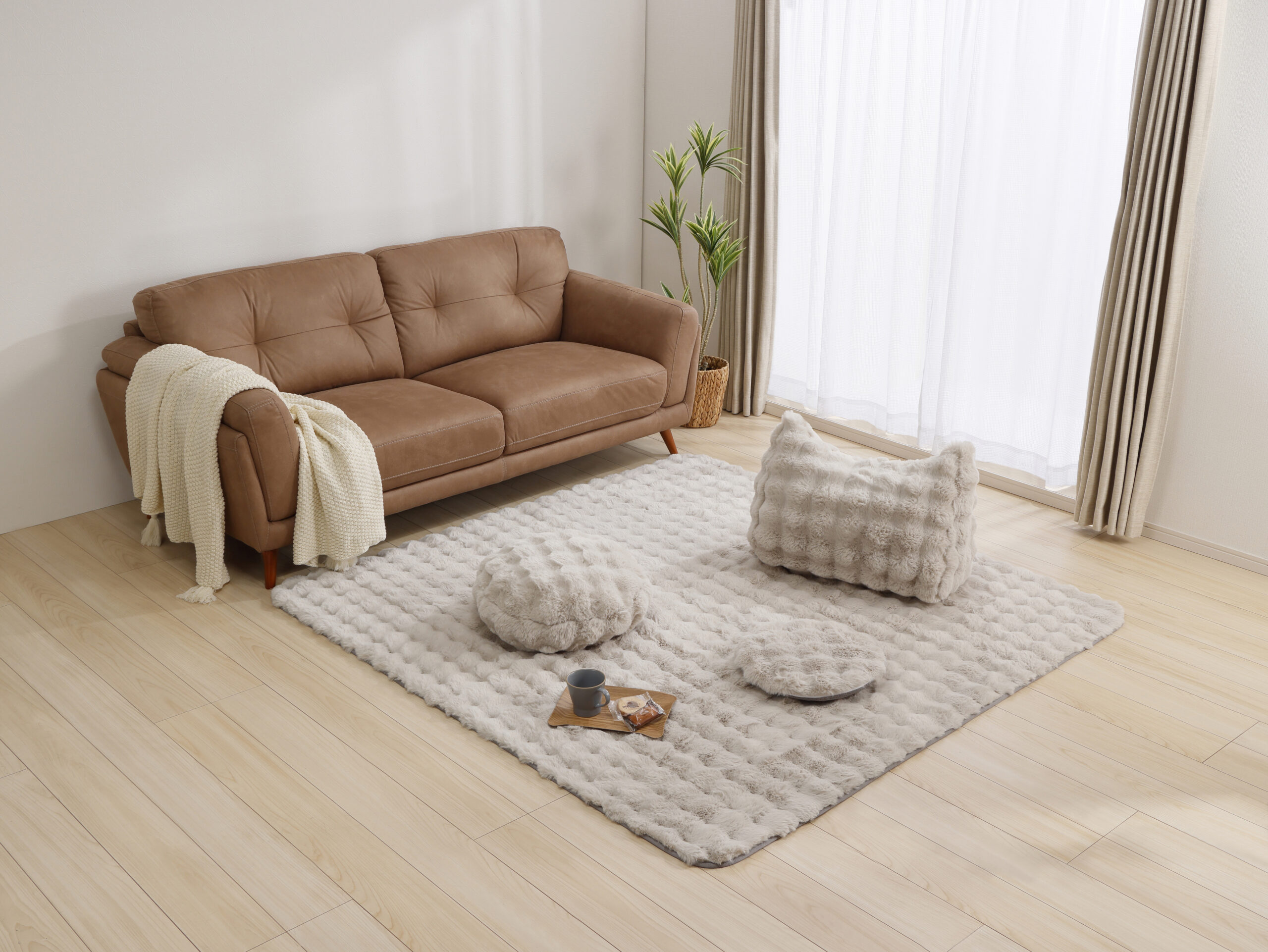 冬に揃えたい防寒グッズおすすめ10選！部屋をおしゃれに暖める防寒対策アイテムを紹介