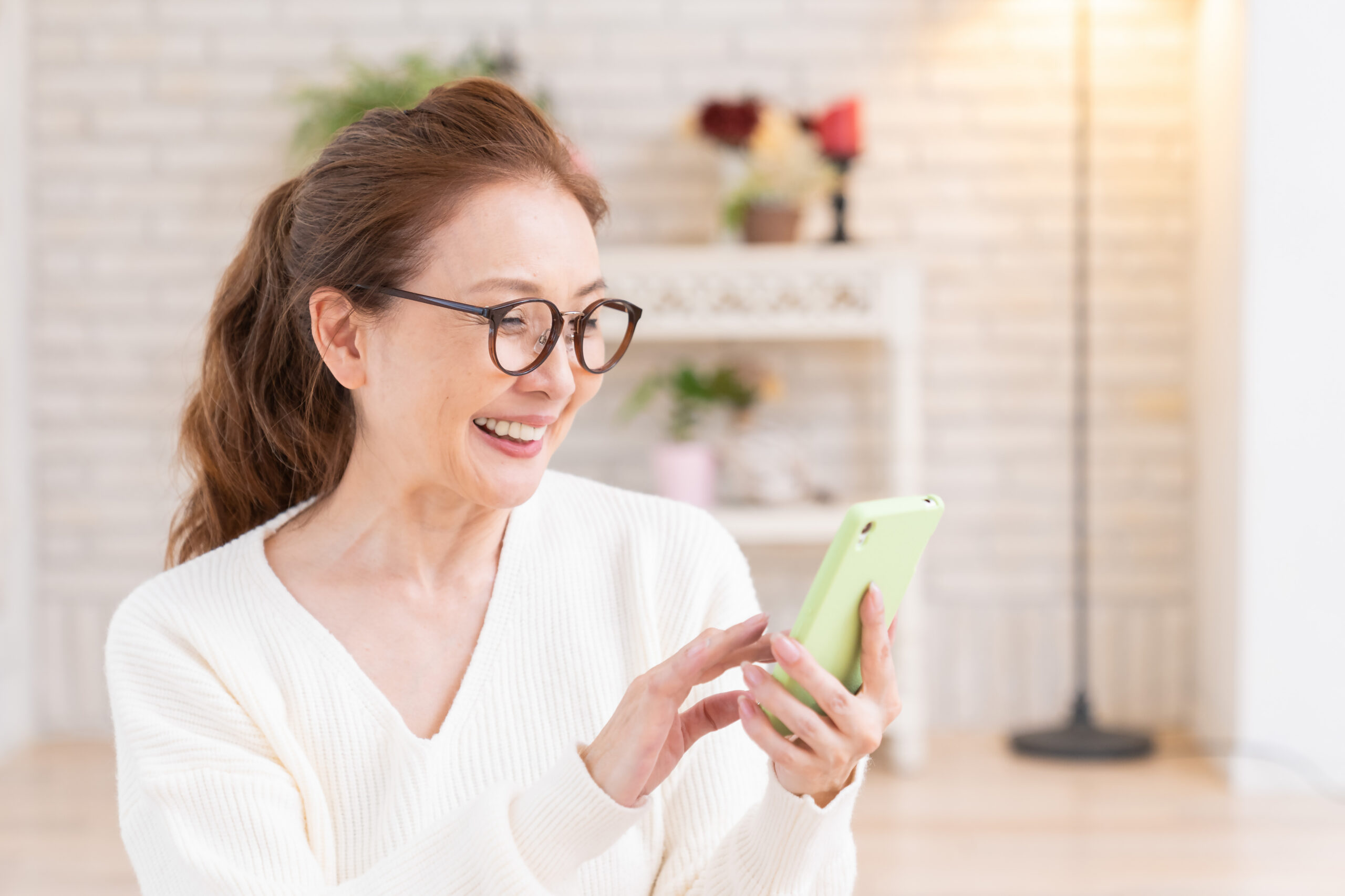 2025年】ピントグラスのおすすめ3選！近くも遠くもはっきり見えて目の