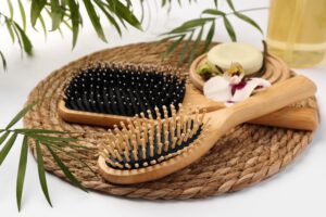 ちょっとだけ高級なヘアブラシ 2026年】高級ヘアブラシのおすすめ紹介！毛質と使い心地が別格の贅沢な