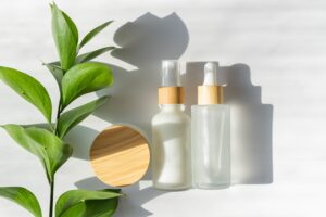 2026年】ミスト化粧水のおすすめ7選！シュッとひと吹きで肌の乾燥を即